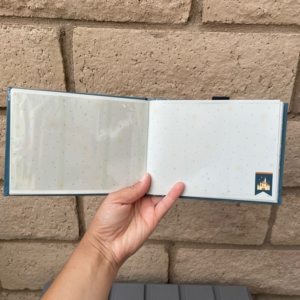 New 2023 Disney Parks Mickey Mouse and Friends Autograph Book Photo Album - Picture 3 of 4